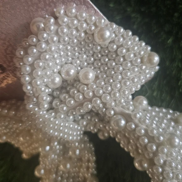 Sincerely Jules Gorgeous Pearl hairclip - Picture 12 of 15